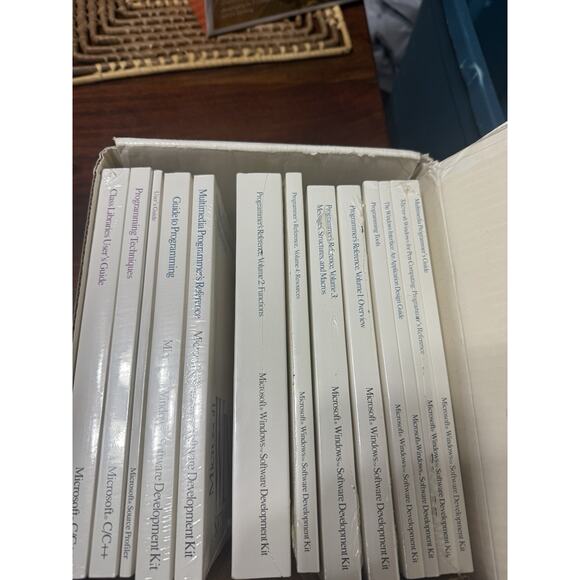 1992 Microsoft C/C++ Windows Software Development Kit *RARE* - Picture 4 of 7